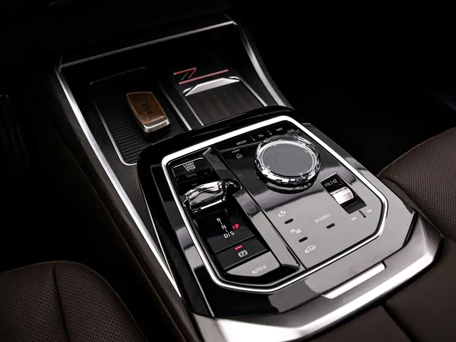 BMW 7 Series 7 2023 735Li M Sport