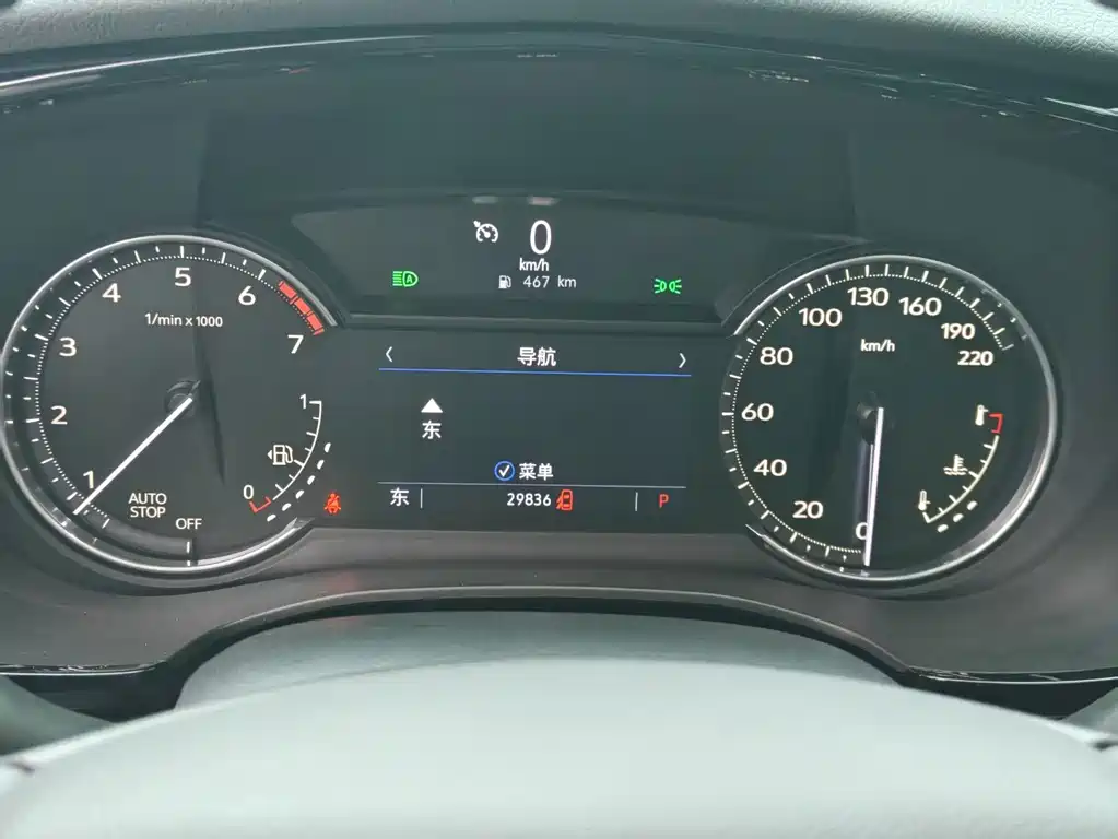 Cadillac XT6 — миниатюра 11