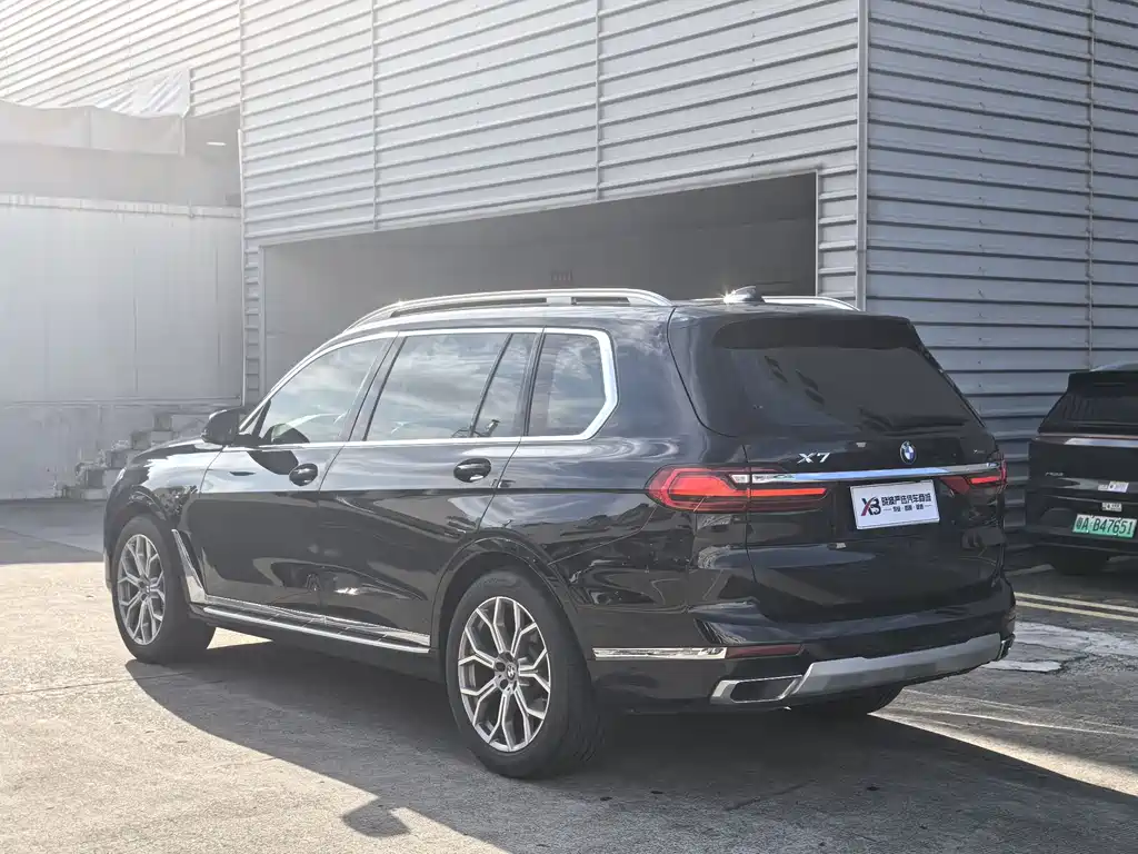 BMW X7 2020 xDrive40i Lead Luxury