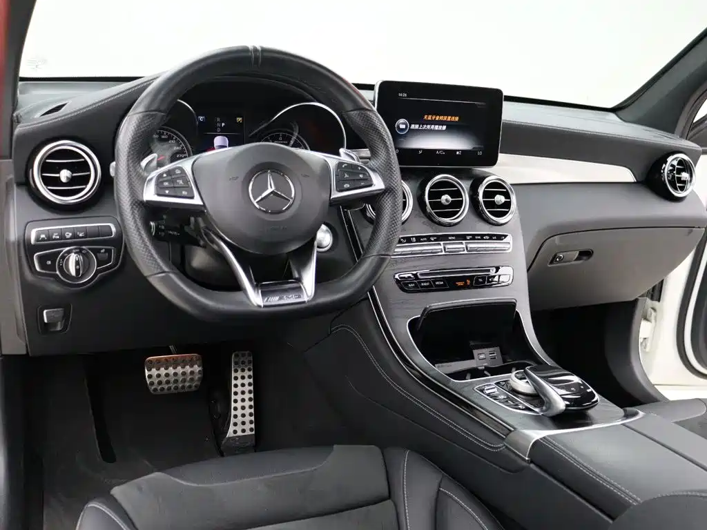 Mercedes-Benz GLC AMG — миниатюра 8