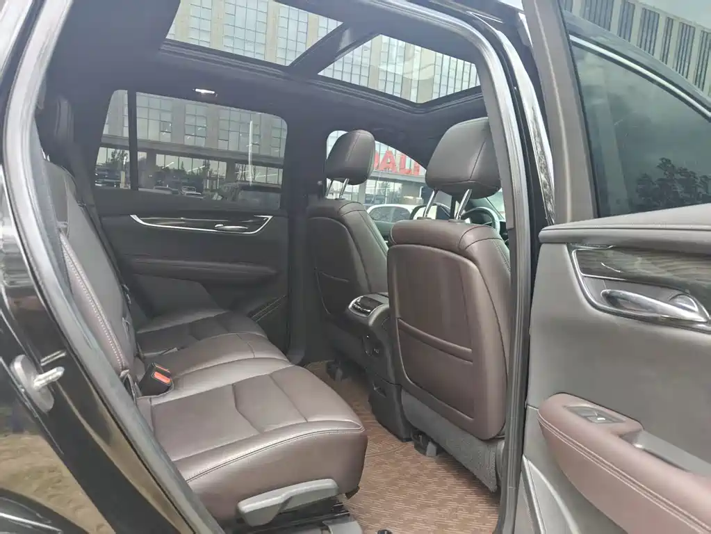 Cadillac XT6 — миниатюра 14