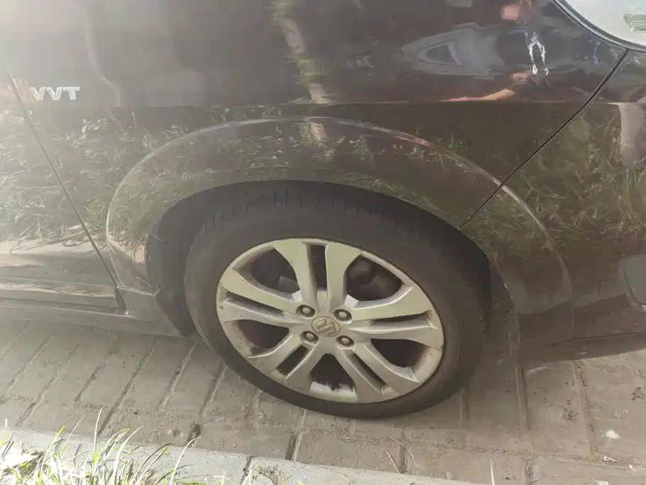 Suzuki Liana A6 — миниатюра 6