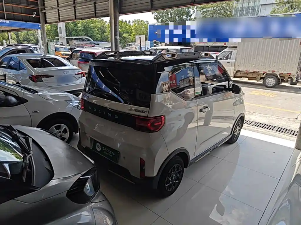 Wuling MINIEV — миниатюра 7