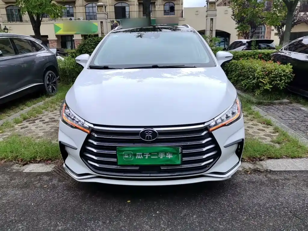 BYD MAX New Energy — миниатюра 3