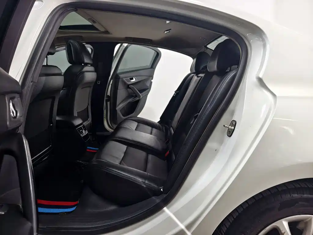 Peugeot 508 — миниатюра 13