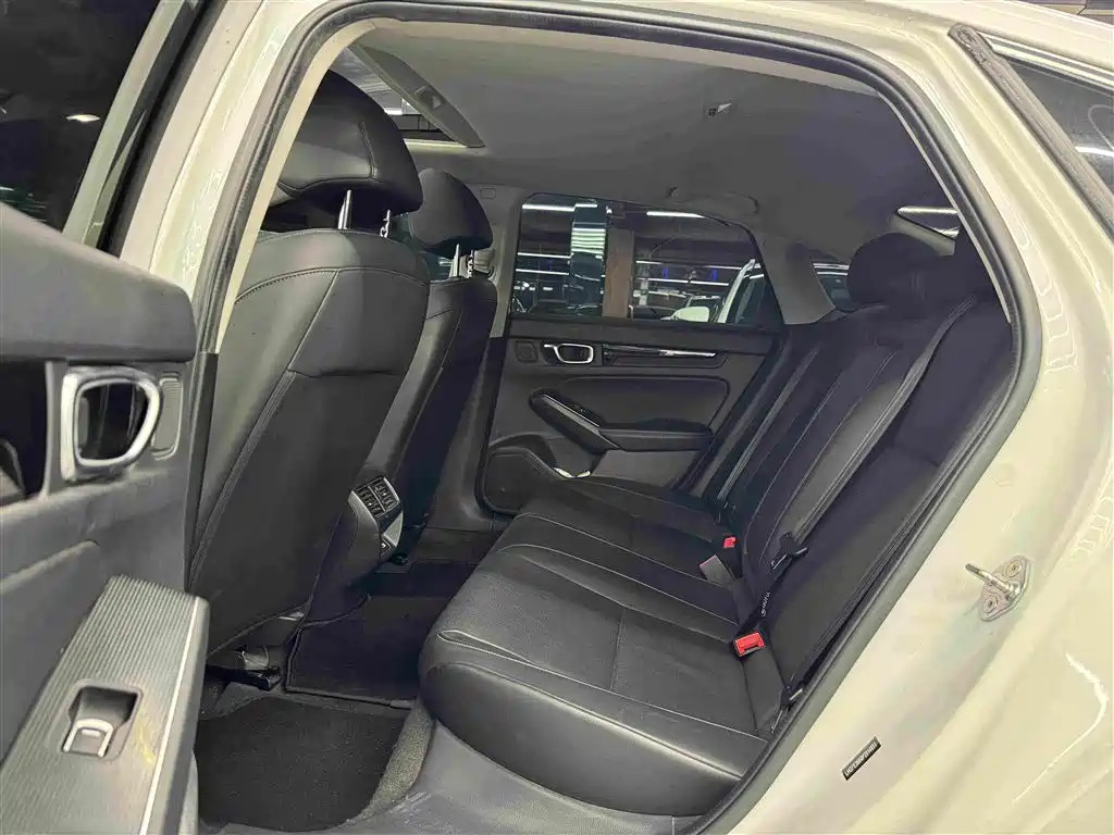Honda Integra — миниатюра 8