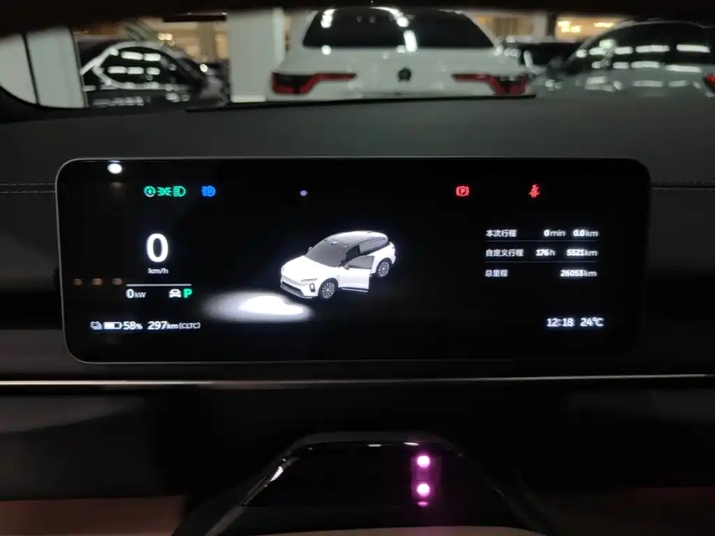 NIO ES6 — миниатюра 12