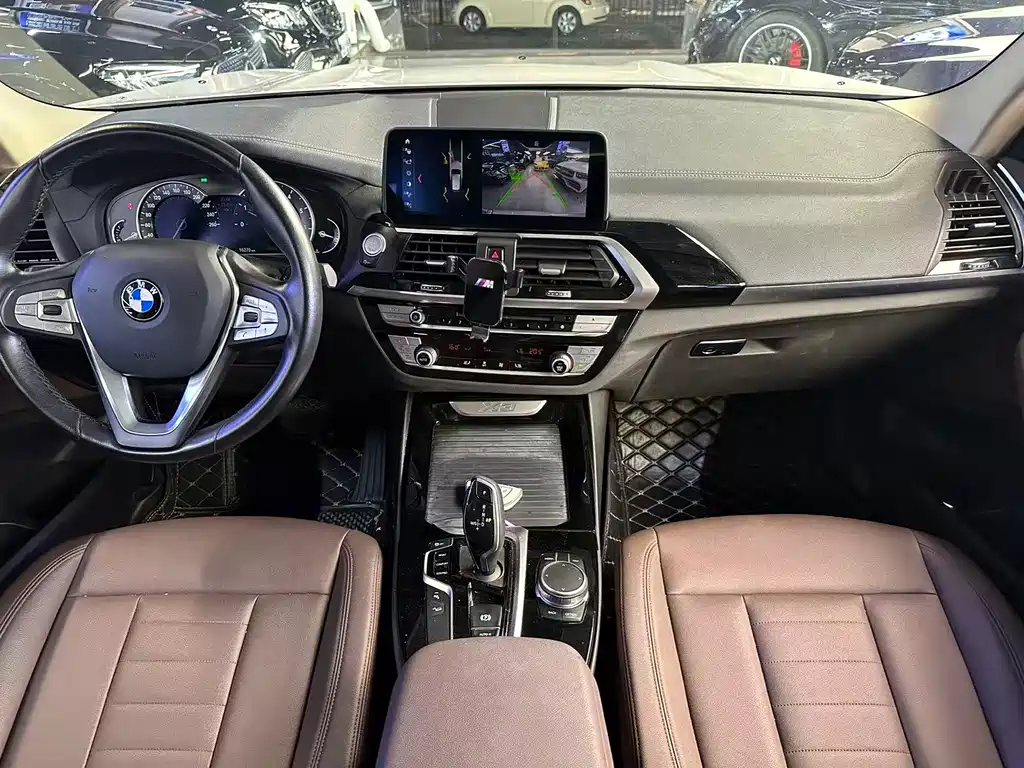 BMW X3 — миниатюра 8