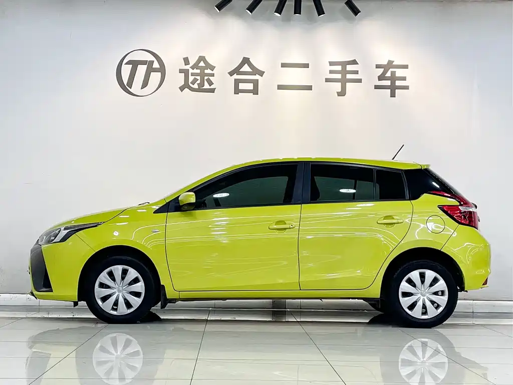 Toyota Yaris L — миниатюра 3