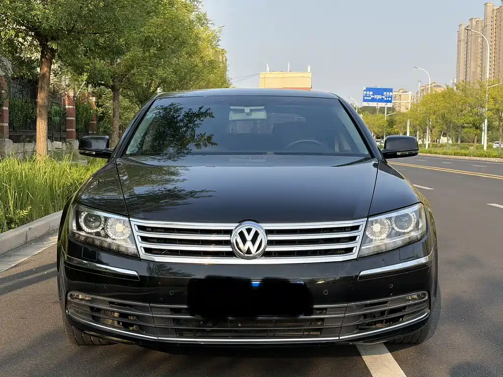 Volkswagen Phaeton — миниатюра 2