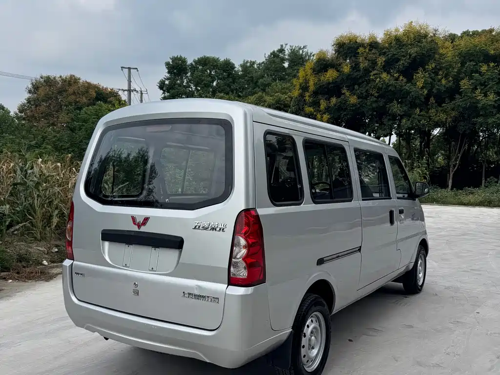 Wuling Rongguang — миниатюра 4