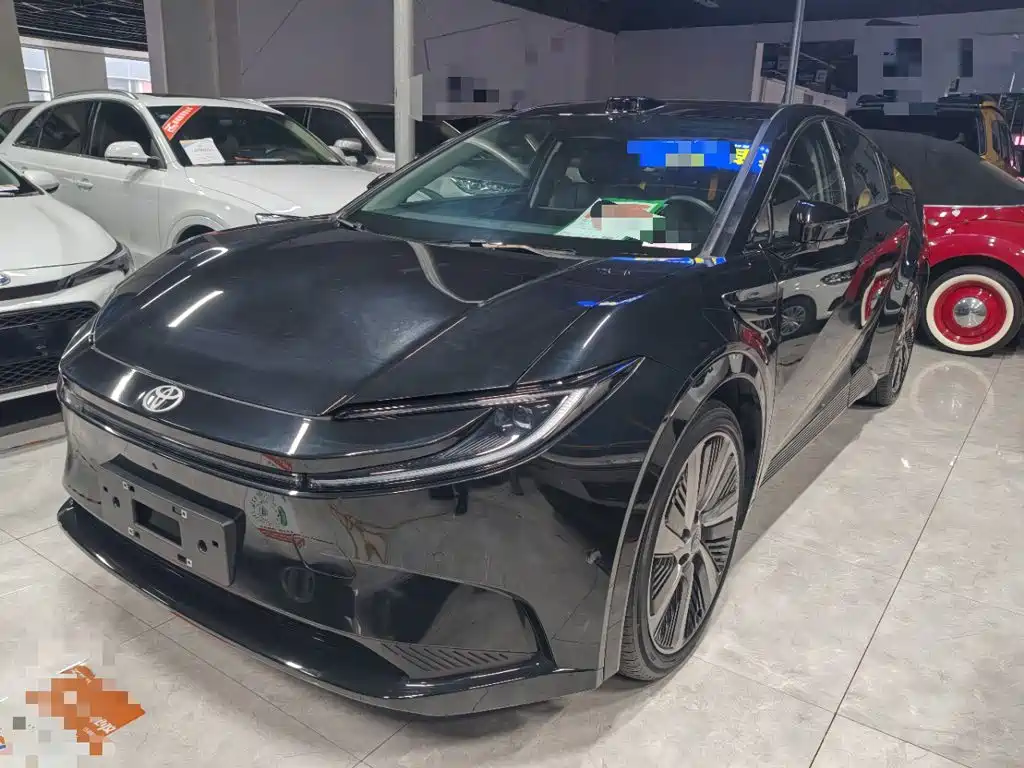Toyota bZ5 — миниатюра 2