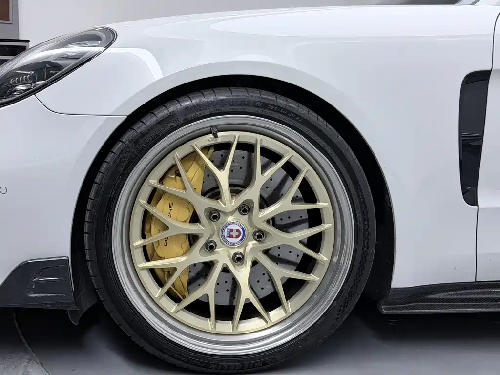 Porsche Panamera — миниатюра 12