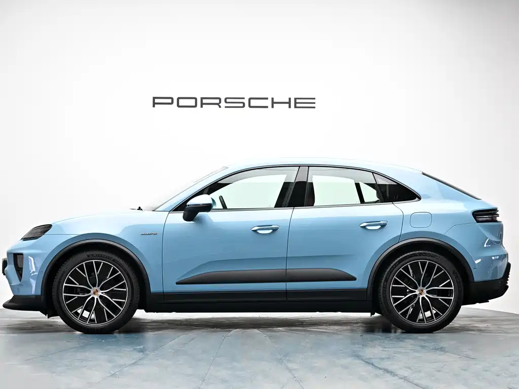 PORSCHE MACAN NEW ENERGY