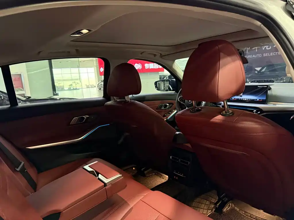 BMW 3 Series — миниатюра 18
