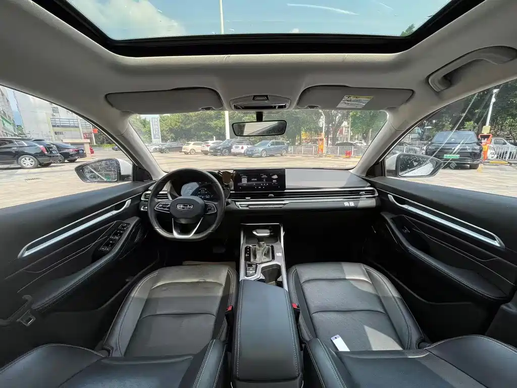 Geely Emgrand — миниатюра 14