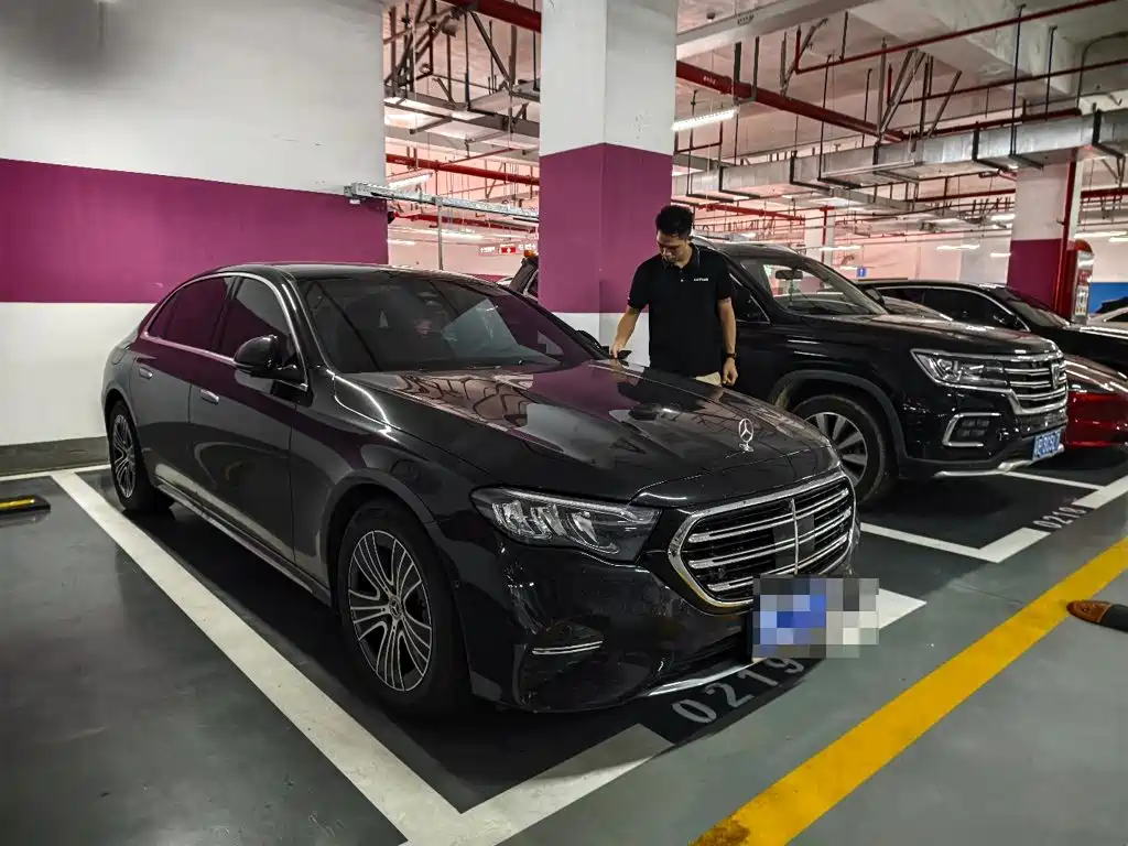 奔驰E级 2026款 E 260 L 经典版 2026