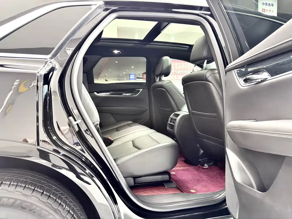 Cadillac XT5 — миниатюра 12