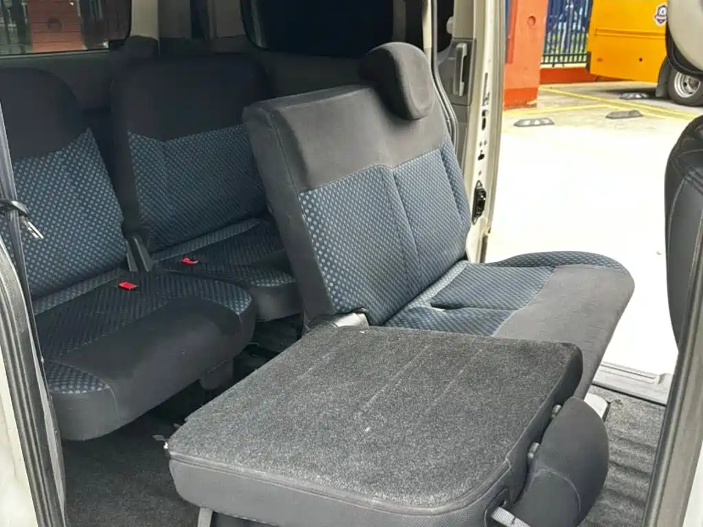 Nissan NV200 — миниатюра 6