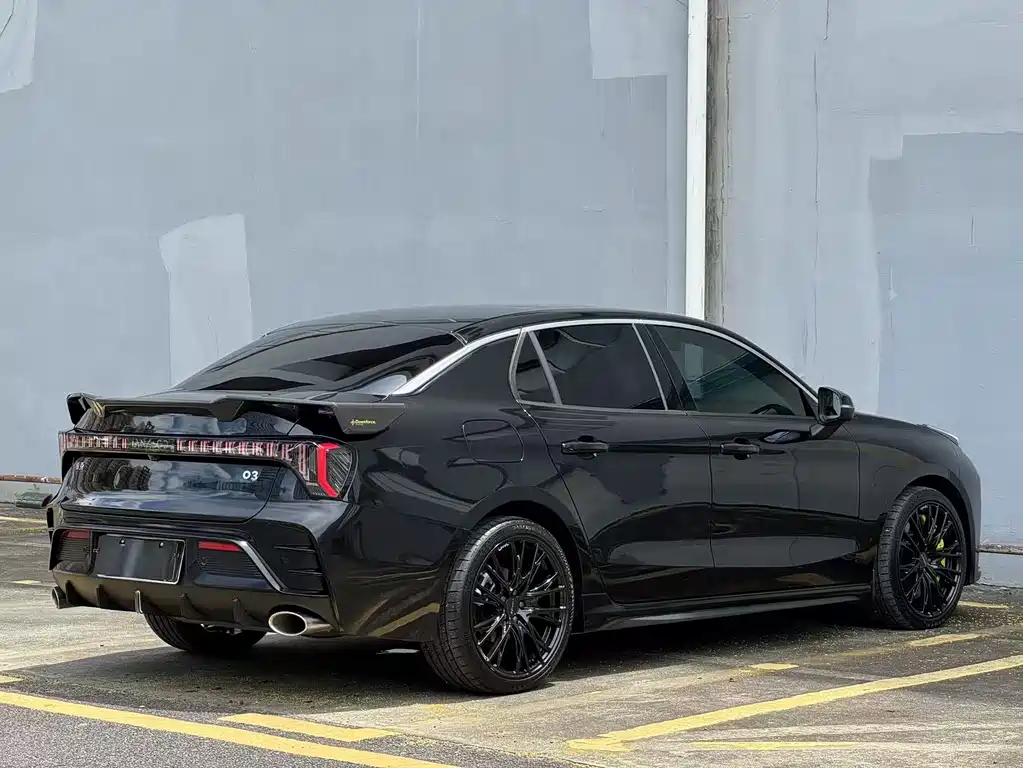 Lynk & Co 03 — миниатюра 6