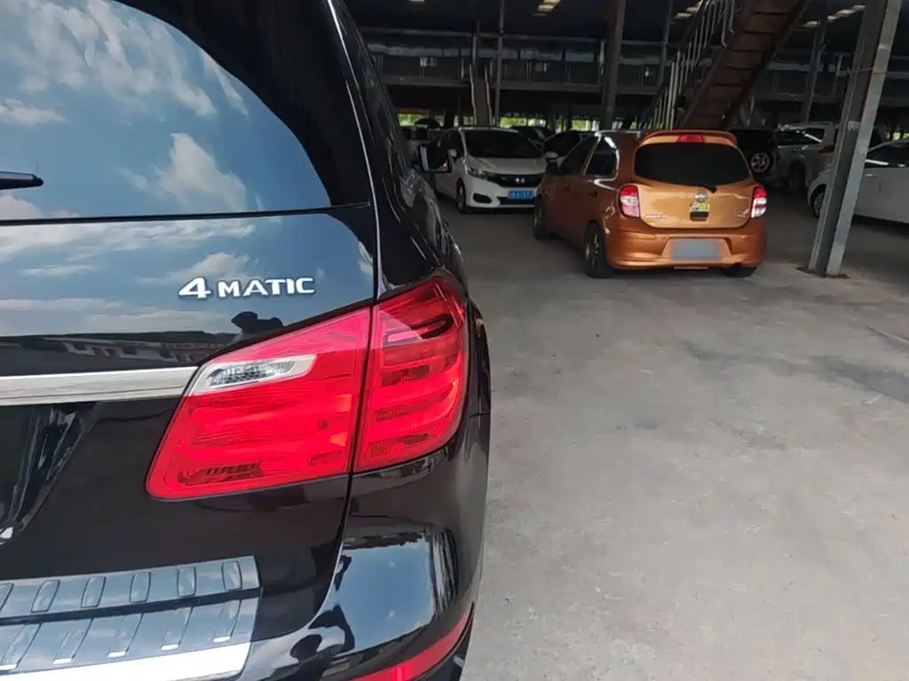 Mercedes-Benz GL-Class — миниатюра 8