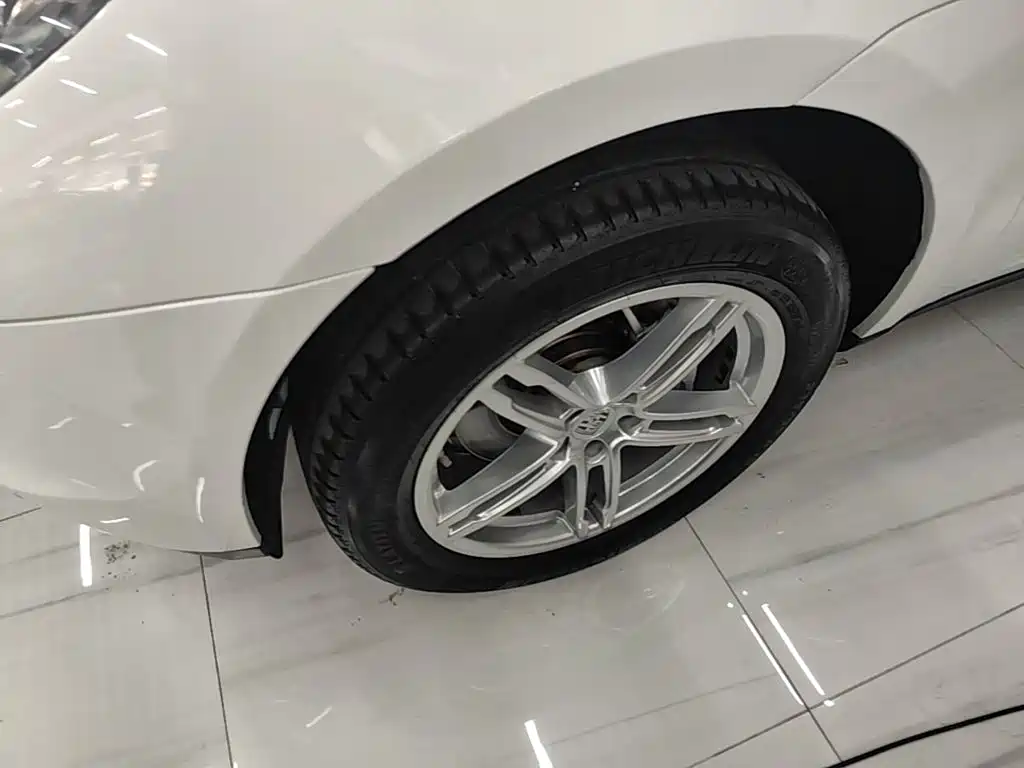 Porsche Macan — миниатюра 23