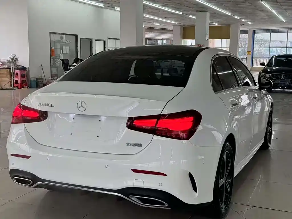 MERCEDES-BENZ A CLASS