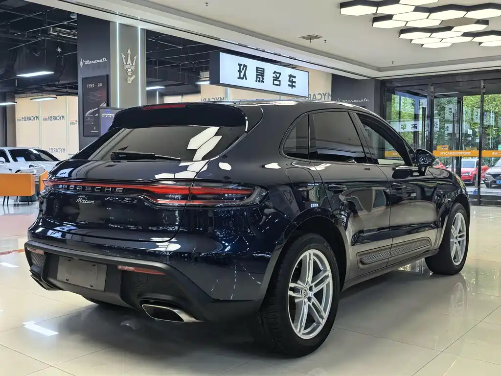 Porsche Macan — миниатюра 13