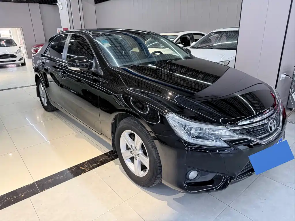 Toyota Reiz — миниатюра 3