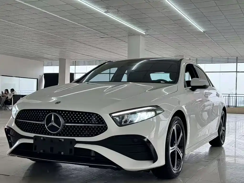 MERCEDES-BENZ A CLASS