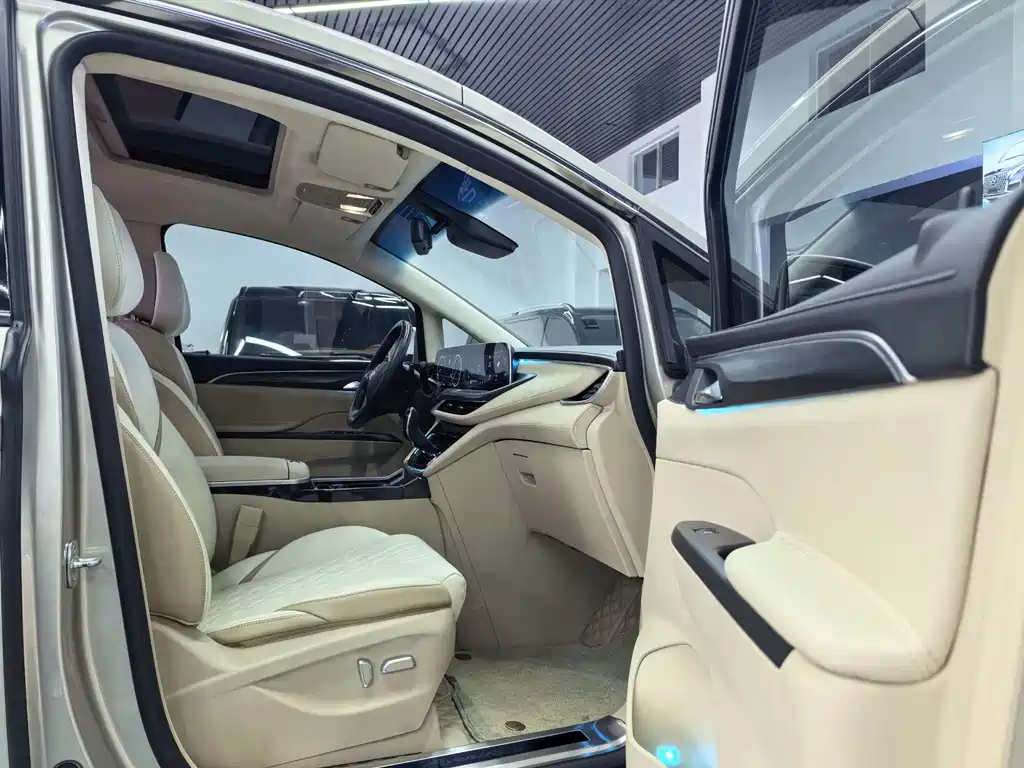 Buick GL8 2023 ES Premium