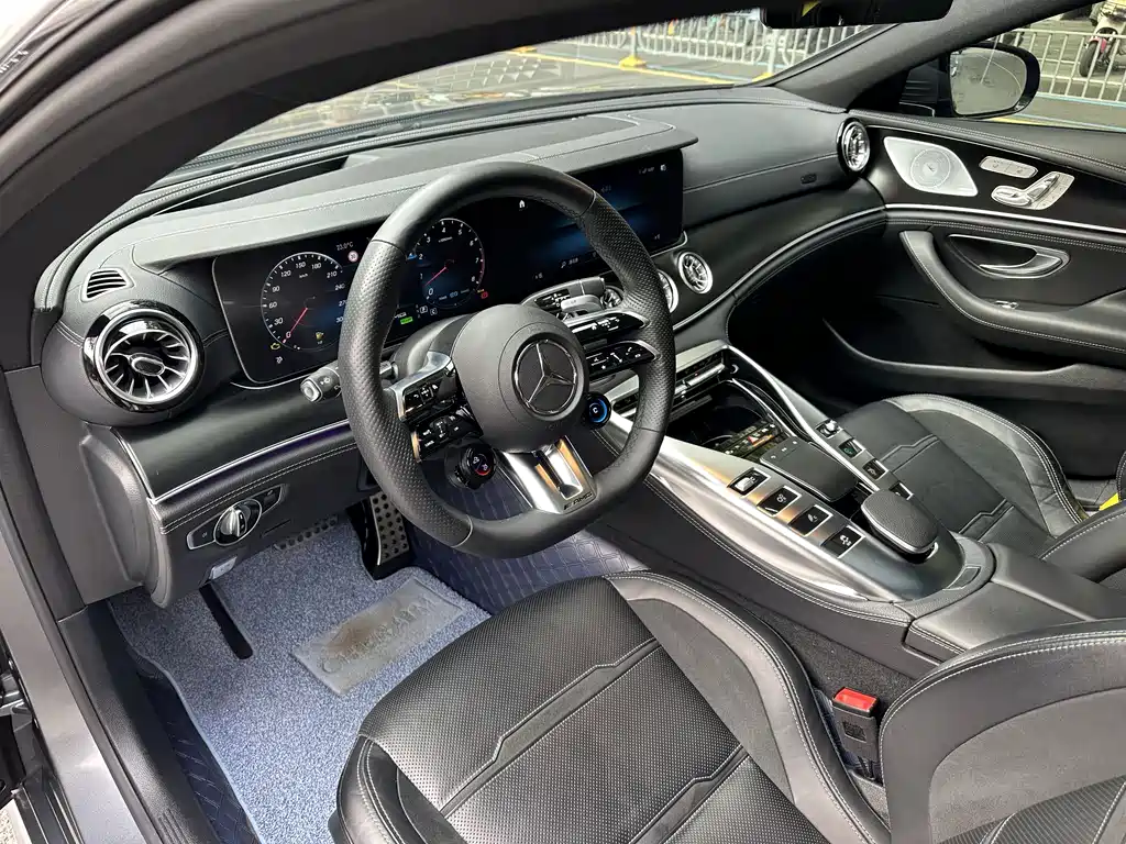 MERCEDES-BENZ AMG GT