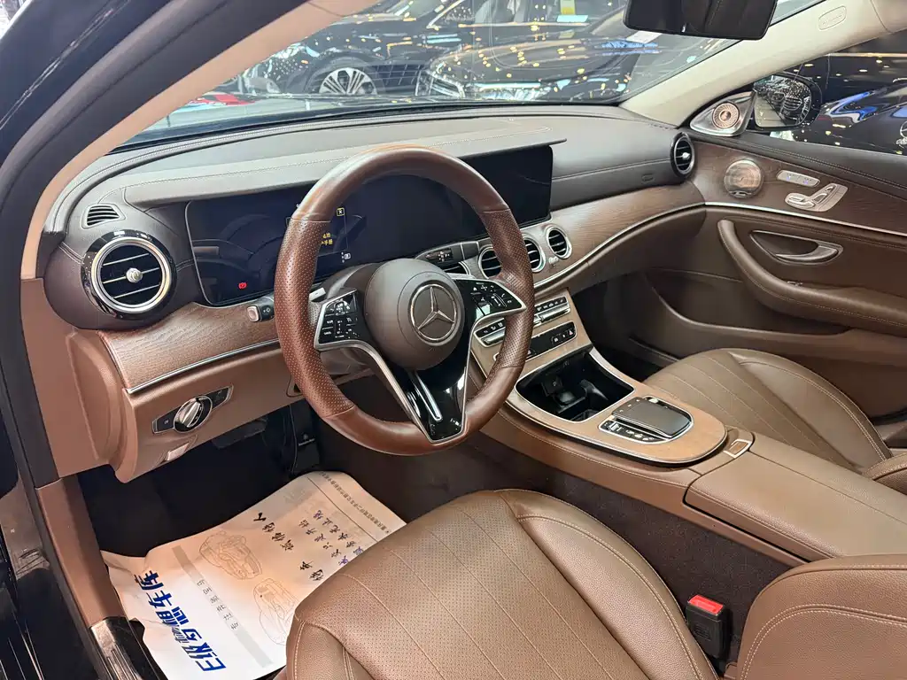 Mercedes-Benz E-Class E 2024 E 300 L Fashion