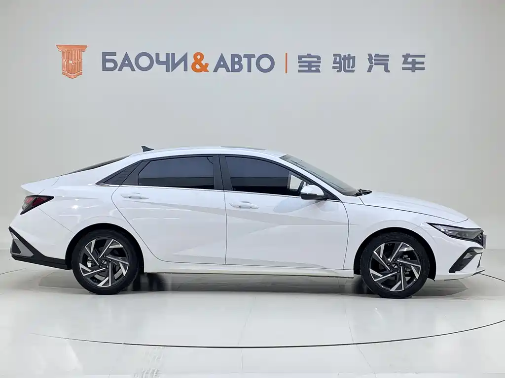 Hyundai Elantra 2023 1.5L CVT GLX Elite