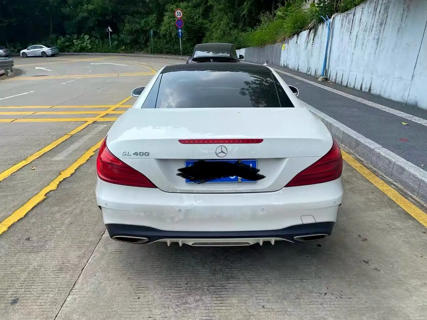 Mercedes-Benz SL-Class