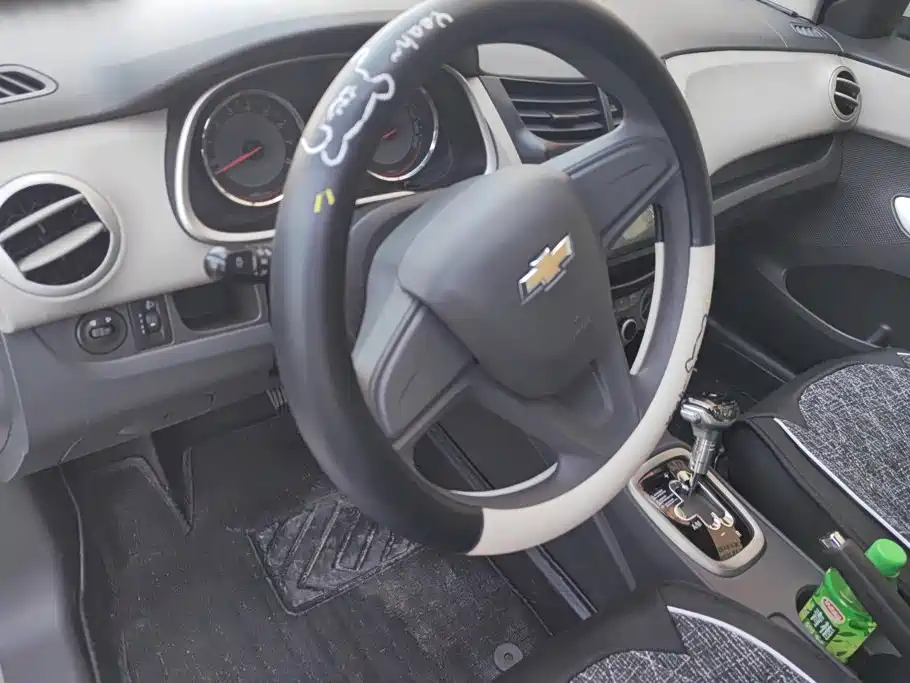 Chevrolet Sail — миниатюра 12