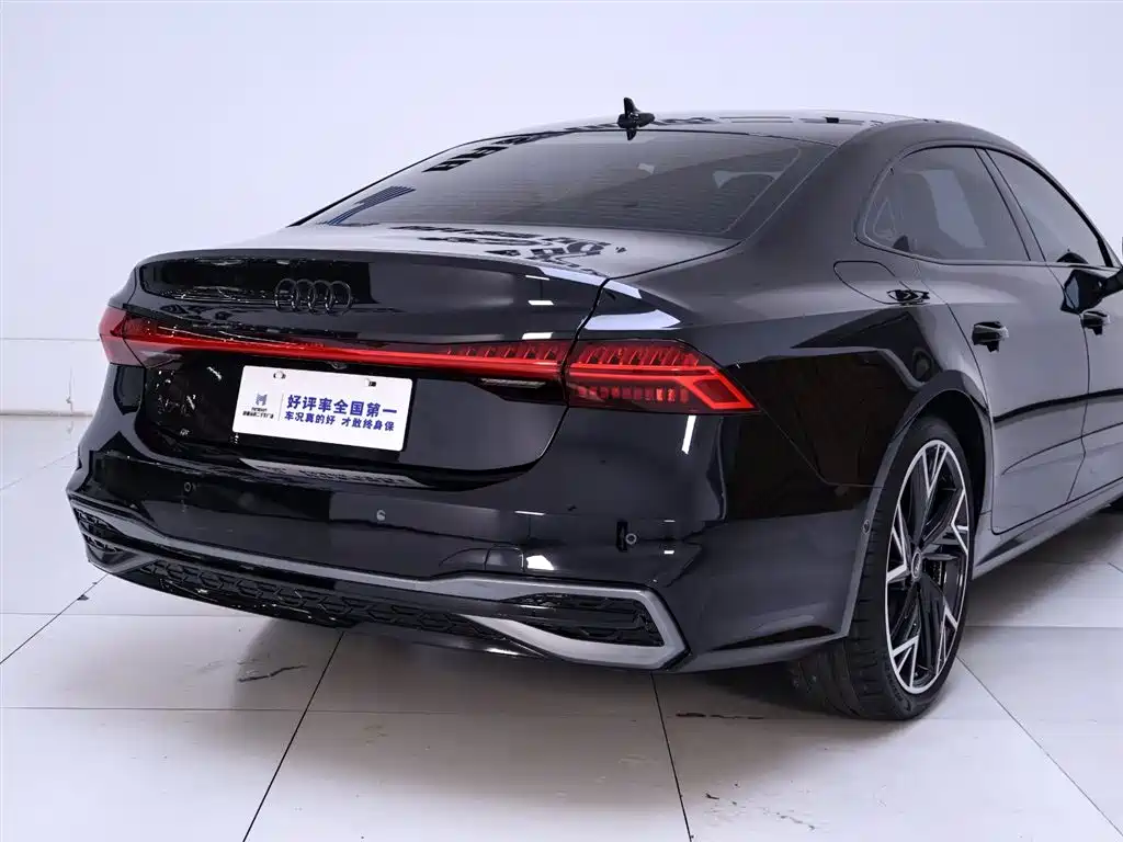 Audi A7L 2024 45 TFSI quattro