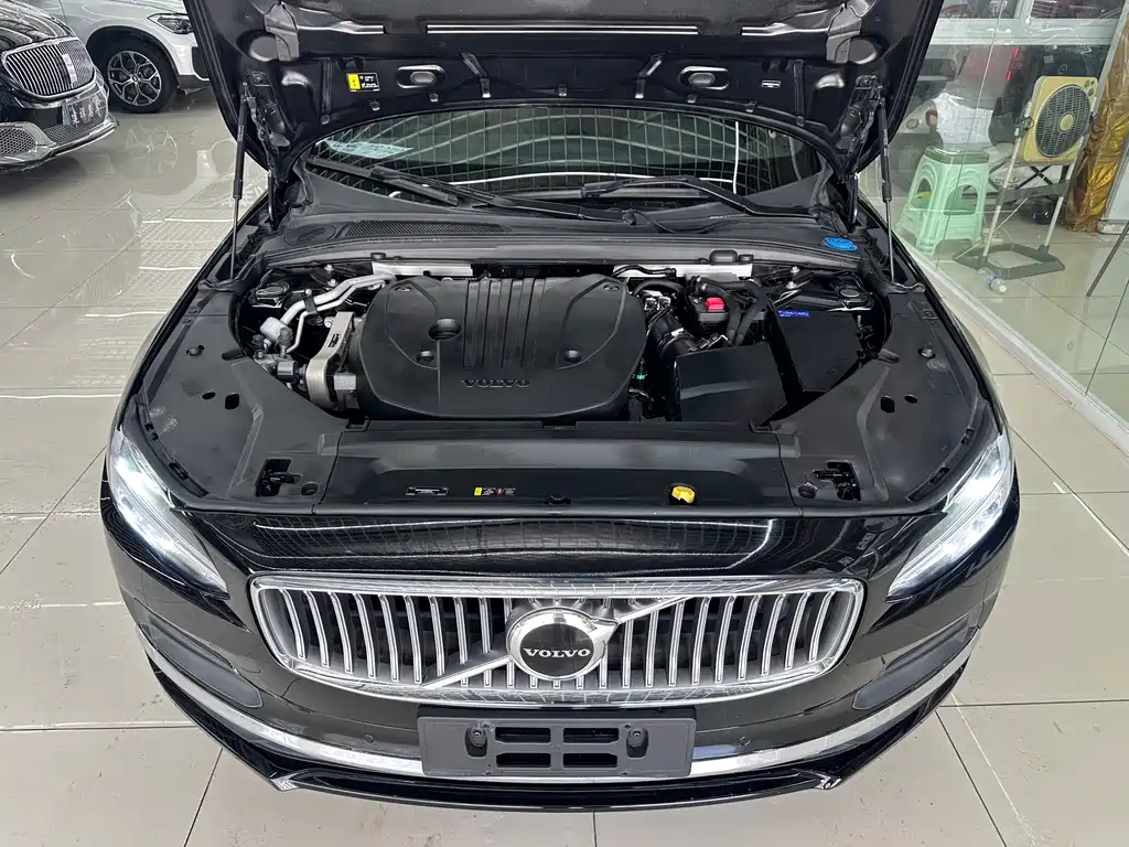 Volvo S90 — миниатюра 20