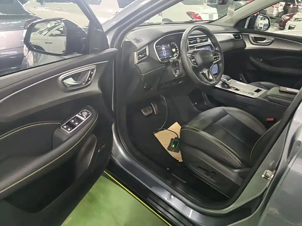 Roewe RX5 — миниатюра 16
