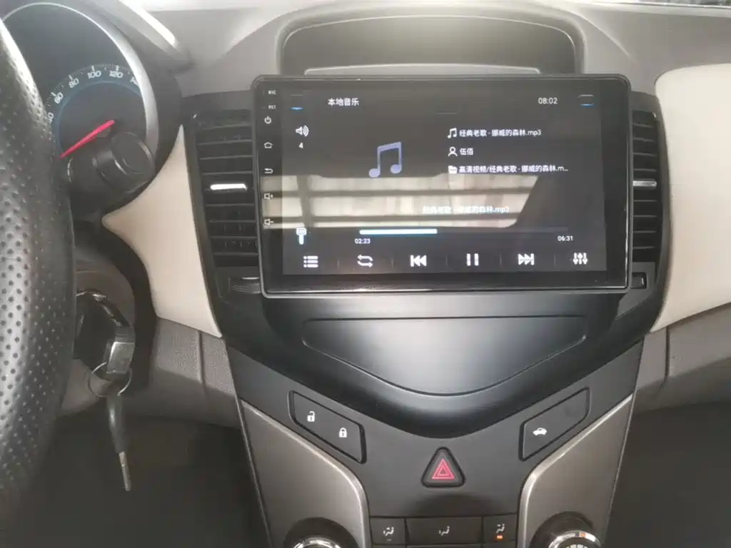 Chevrolet Cruze — миниатюра 13