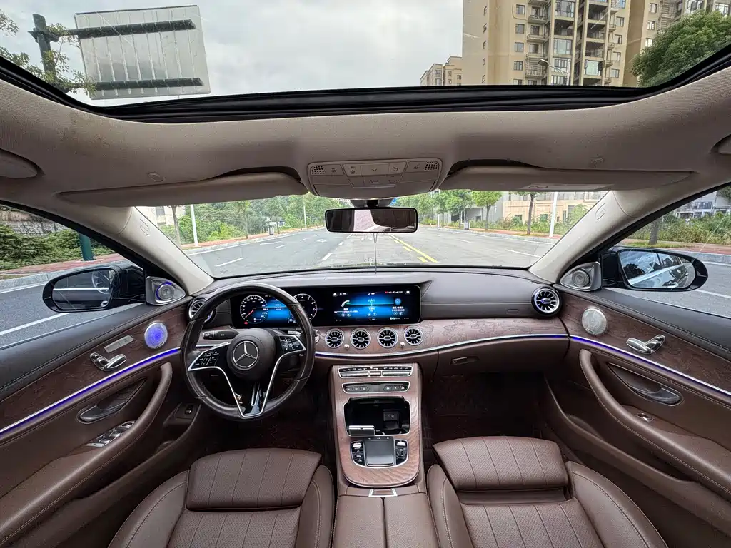 MERCEDES-BENZ E CLASS