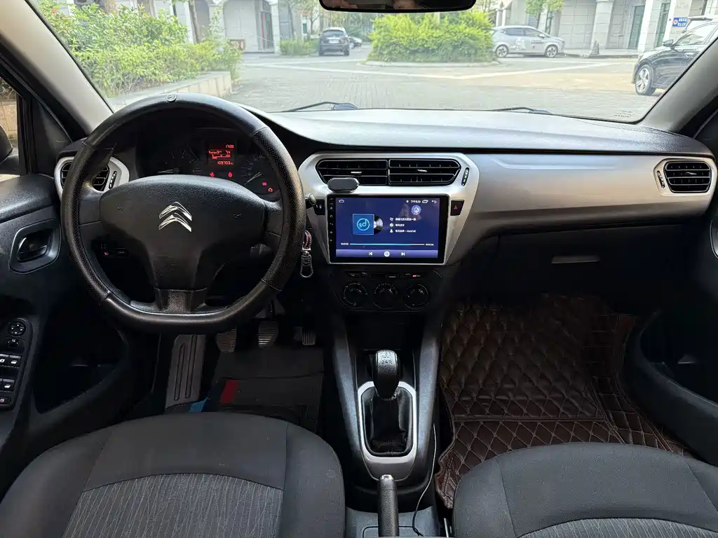 Citroen Elysee — миниатюра 6