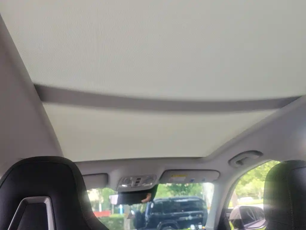 Roewe RX5 New Energy — миниатюра 19
