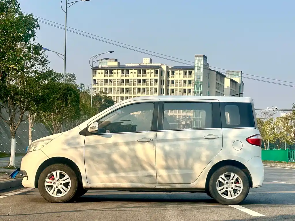 CHANGAN OLIWEI EV