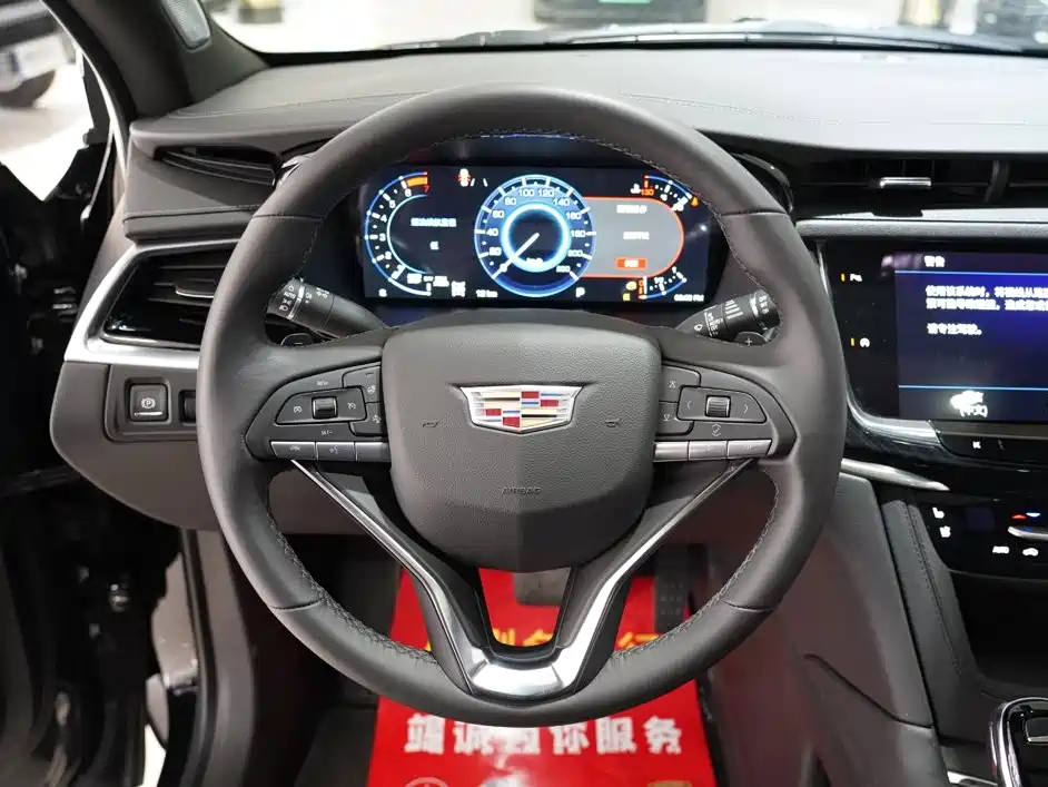 Cadillac XT6 — миниатюра 9
