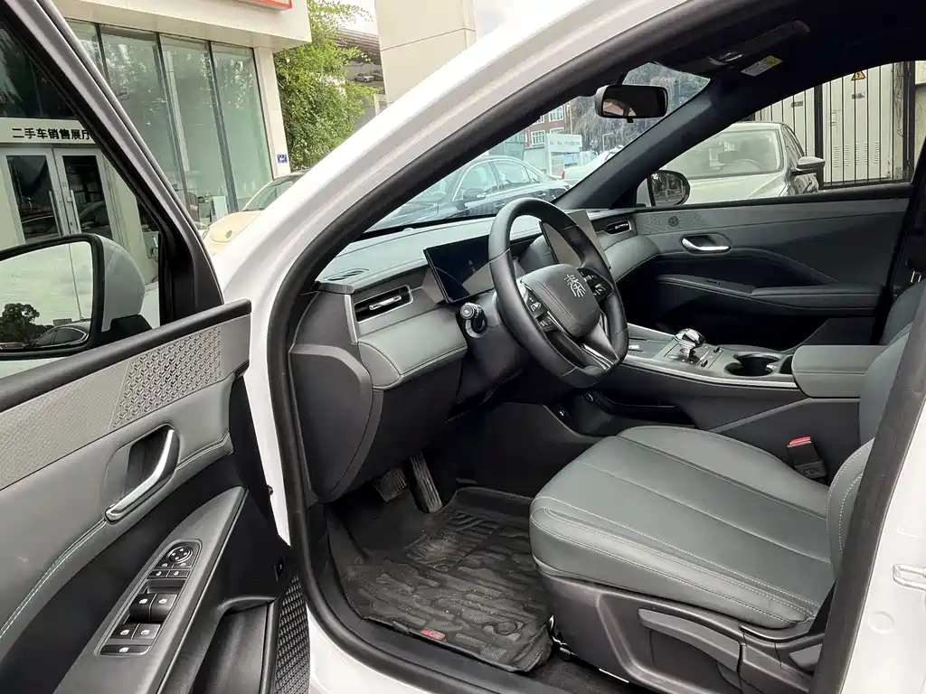 BYD Qin PLUS — миниатюра 17