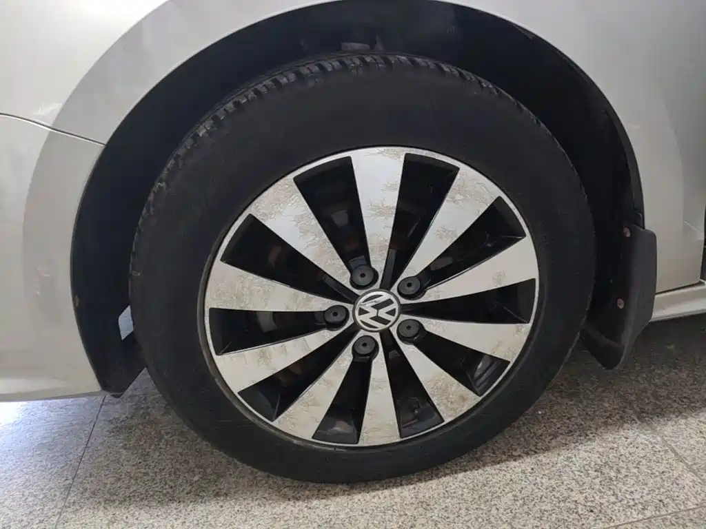 Volkswagen Sagitar — миниатюра 23