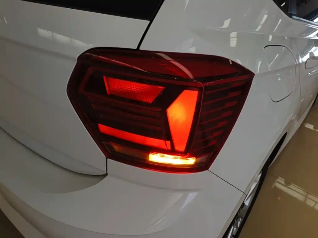 Volkswagen Polo — миниатюра 8