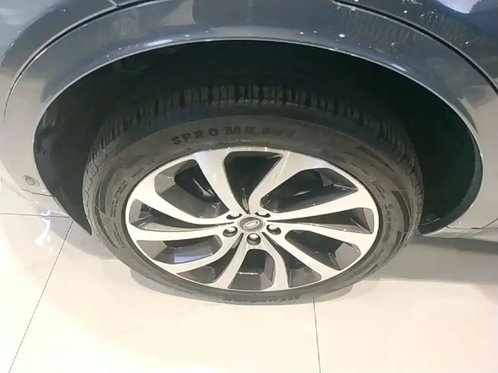 Land Rover Discovery Sport — миниатюра 23