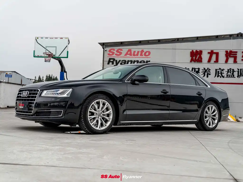 Audi A8 — фотографии объявления, Фото 2